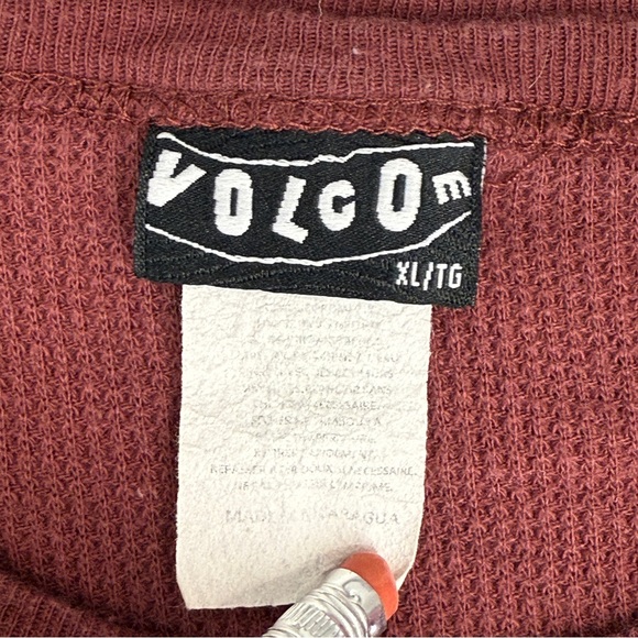 Lot Of 2 Y2K Volcom Hurley Shirts Mens XL Long Sleeve Waffle Weave Knit Thermal - Picture 10 of 14